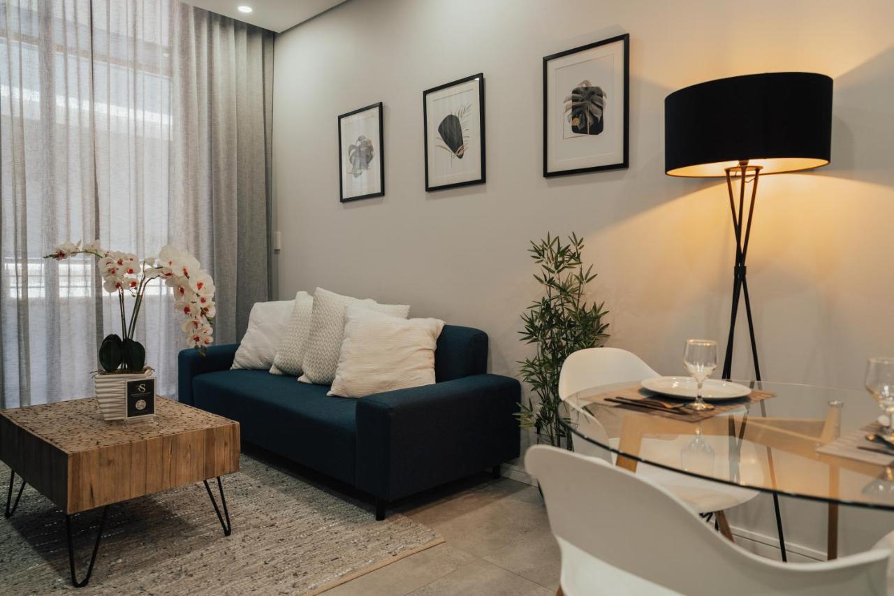 Reserved Suites Illovo Johannesburg Exterior foto