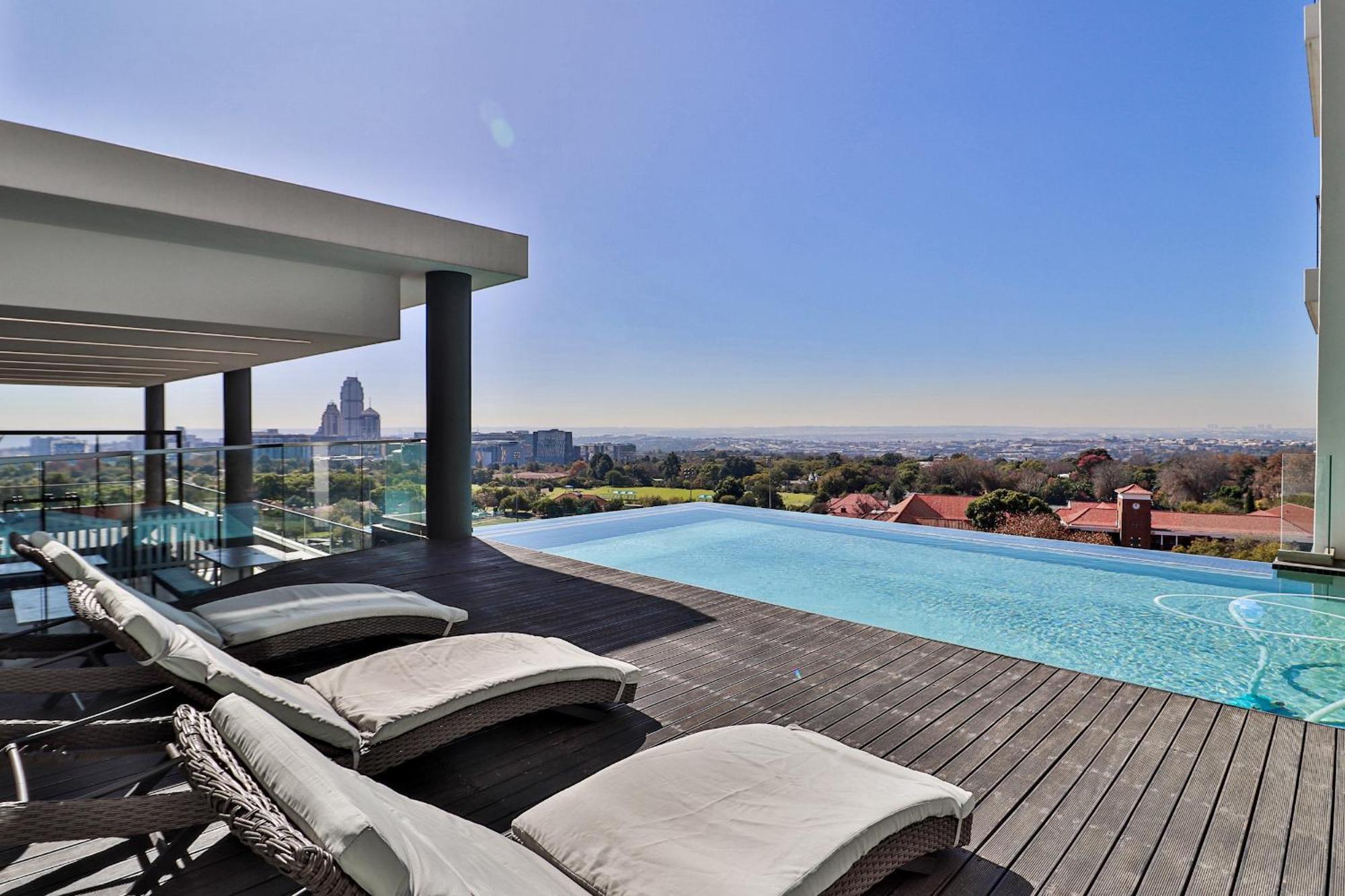 Reserved Suites Illovo Johannesburg Exterior foto